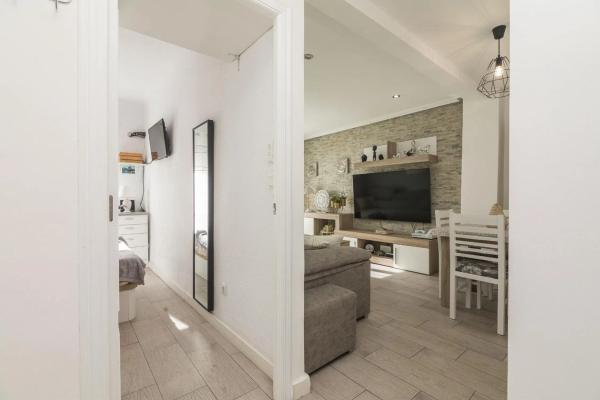 Piso en calle Arturo Salvetti Pardo