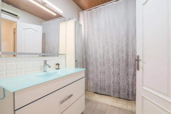 Piso en calle Arturo Salvetti Pardo