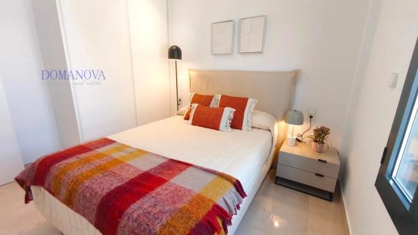 Chalet adosado en calle Josefa Botella Samper