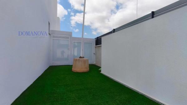 Chalet adosado en calle Josefa Botella Samper