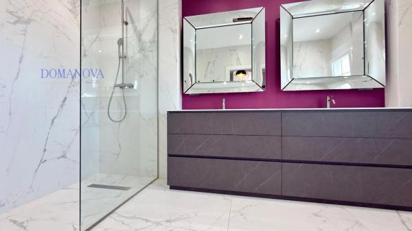 Casa independiente en calle Acuario