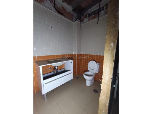 Casa independiente en calle Constelación