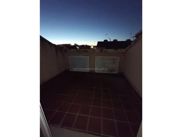 Casa independiente en calle Constelación