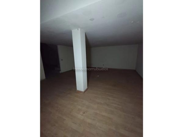 Casa independiente en calle Constelación