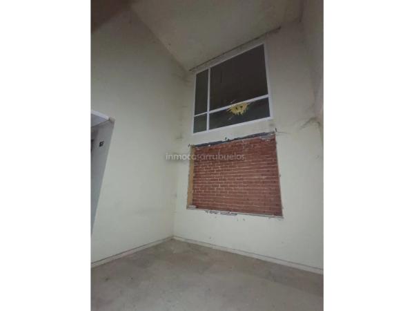 Casa independiente en calle Constelación