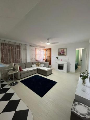 Piso en avenida de Alcalde Lorenzo Carbonell