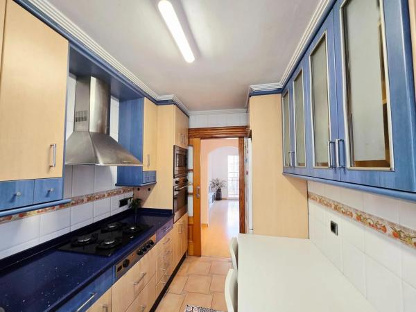 Piso en avenida de Aguilera, 53