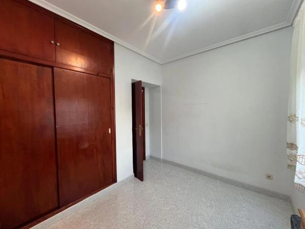 Casa independiente en calle de Fernando Díaz de Mendoza