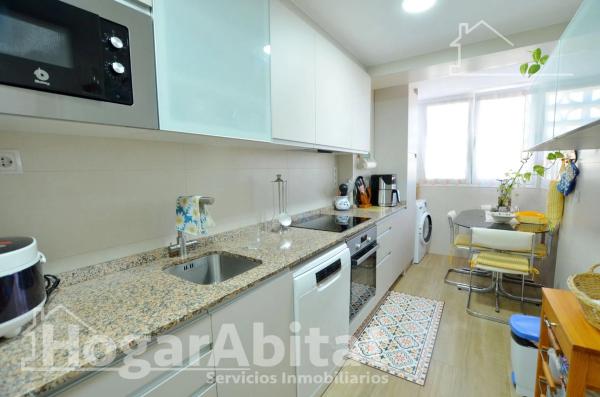 Piso en avenida de Alcalde Lorenzo Carbonell