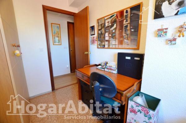 Piso en avenida de Alcalde Lorenzo Carbonell