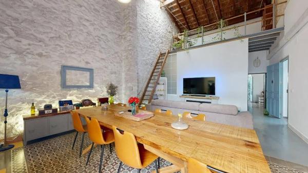 Chalet pareado en calle Pérez Medina