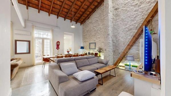 Chalet pareado en calle Pérez Medina