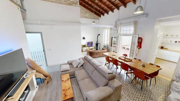 Chalet pareado en calle Pérez Medina