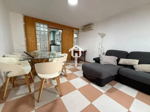 Chalet adosado en calle Cocentaina