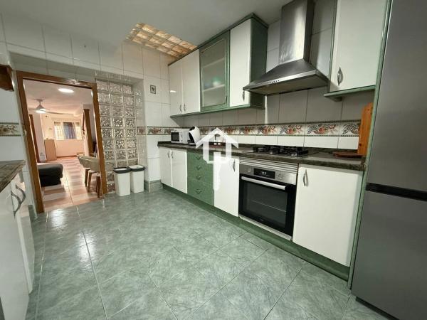 Chalet adosado en calle Cocentaina