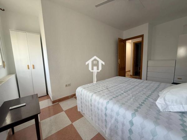 Chalet adosado en calle Cocentaina