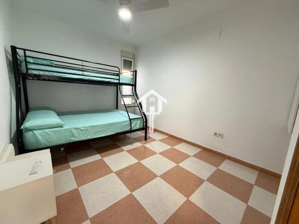 Chalet adosado en calle Cocentaina