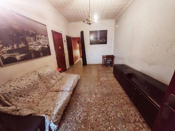 Chalet adosado en calle d'Algol