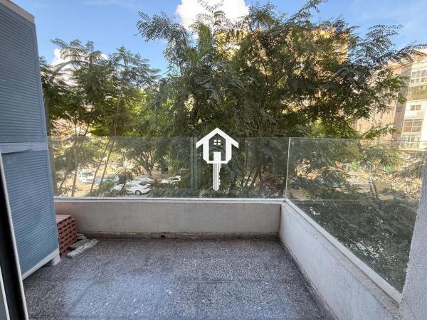 Piso en avenida Catedratico Soler