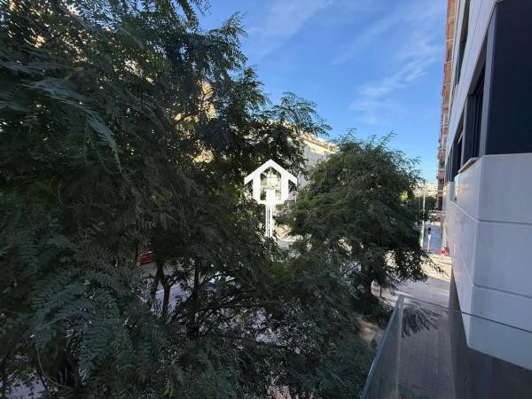 Piso en avenida Catedratico Soler