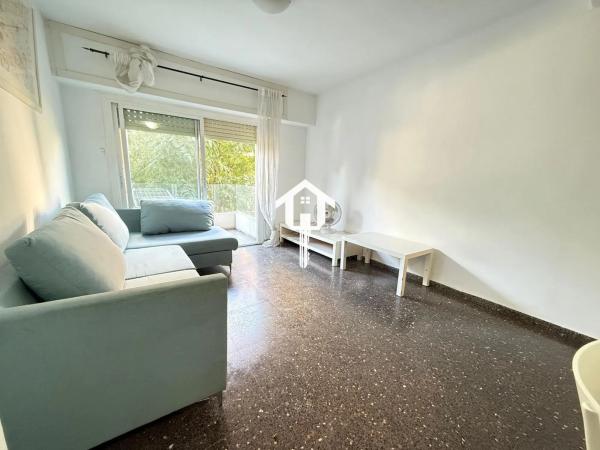 Piso en avenida Catedratico Soler