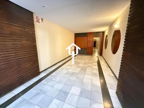 Piso en avenida Catedratico Soler