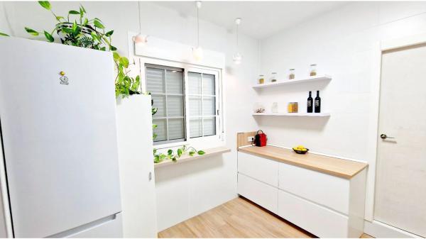 Casa independiente en calle Pérez Medina, 6