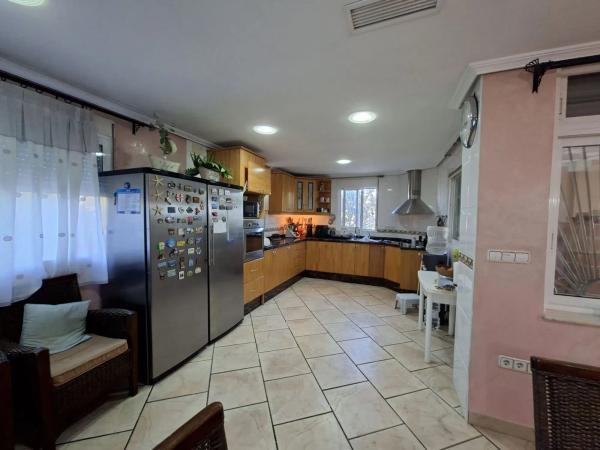 Casa independiente en camino Viejo de Elche