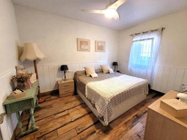 Chalet adosado en calle Adrián Pastor