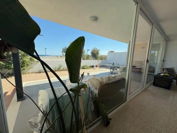 Chalet pareado en CL Tormos, 1