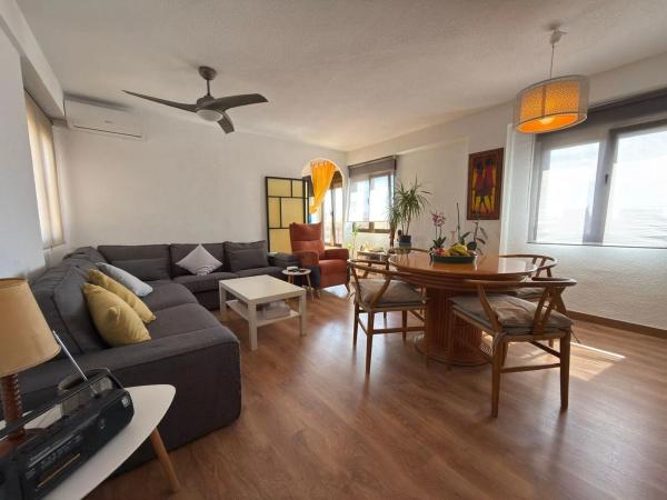 Piso en avenida de Alcalde Lorenzo Carbonell