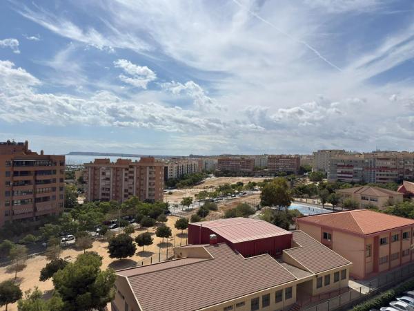 Piso en avenida de Alcalde Lorenzo Carbonell