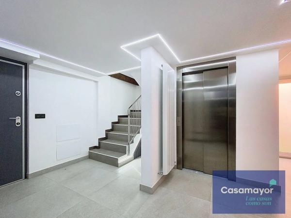 Casa independiente en calle Farmacéutico Ángel Establier