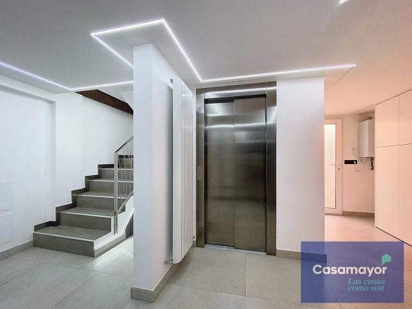 Casa independiente en calle Farmacéutico Ángel Establier