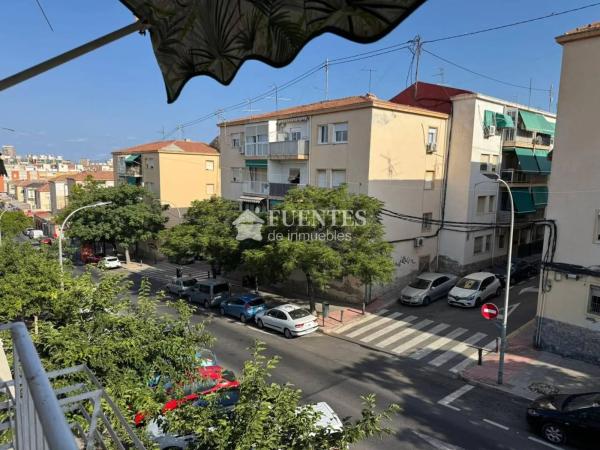 Piso en calle Victoriano Ximénez de Couder