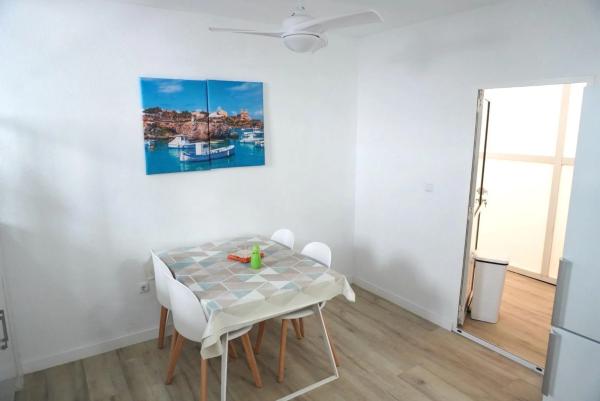 Chalet adosado en calle Virgen del Carmen-Tabarca