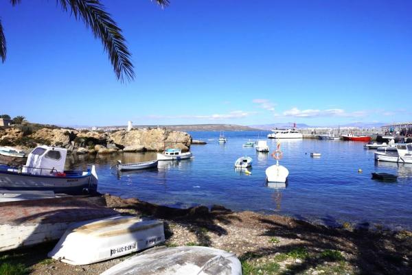 Chalet adosado en calle Virgen del Carmen-Tabarca
