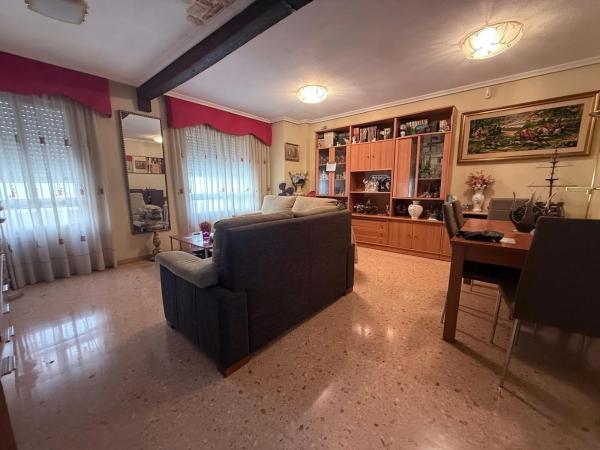 Piso en Barrio Carolinas Altas