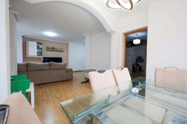 Piso en Barrio Carolinas Altas