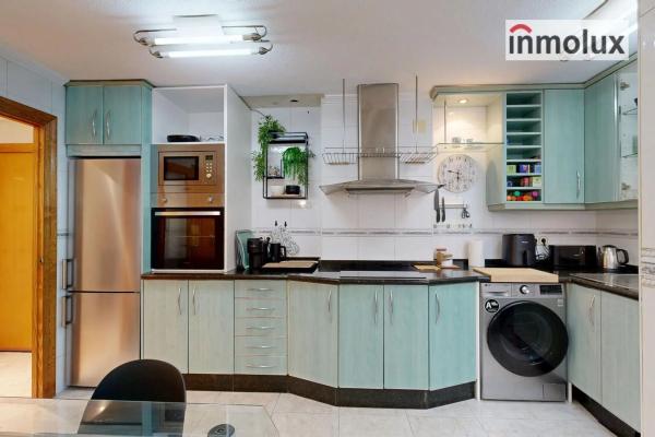 Piso en calle Ciudad de Bari