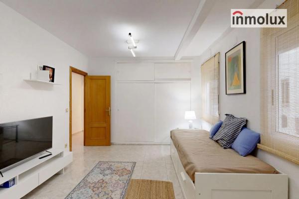 Piso en calle Ciudad de Bari