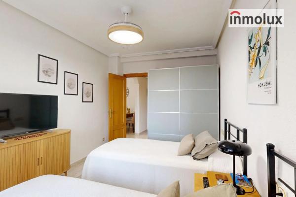 Piso en calle Ciudad de Bari