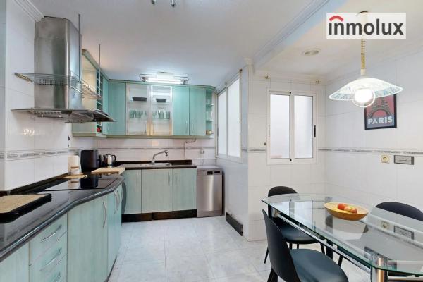 Piso en calle Ciudad de Bari