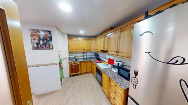 Piso en calle Rosello