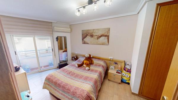 Piso en calle Rosello