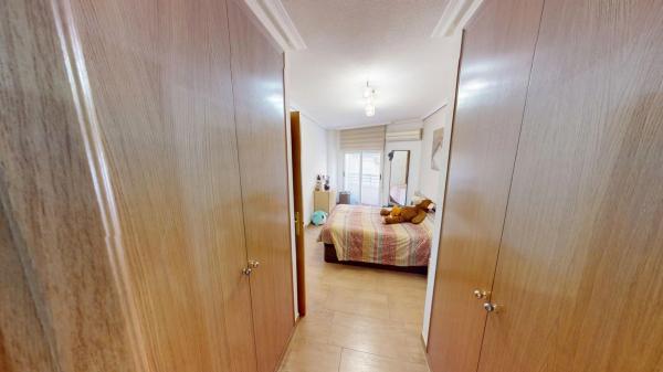 Piso en calle Rosello