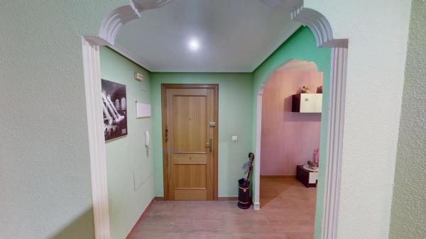 Piso en calle Rosello