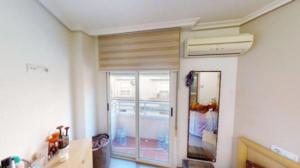 Piso en calle Rosello