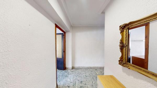 Piso en calle del Plus Ultra