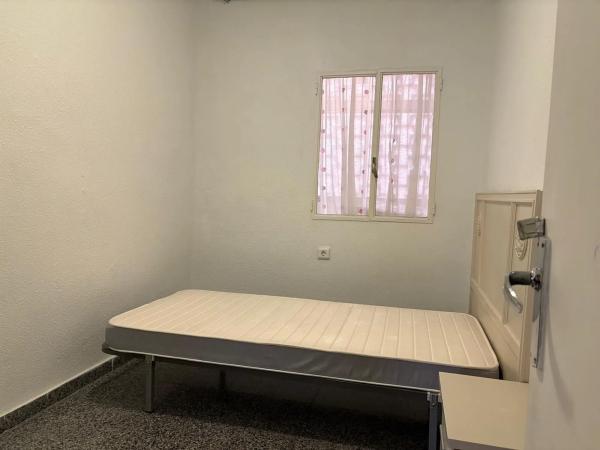 Piso en CL Pintor Velazquez, 59